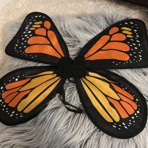 Monarch butterfly dress up wings